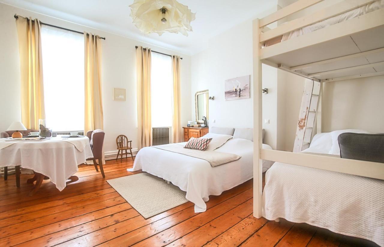 Bed and Breakfast -- La Main A La Pate -- Булонь-сюр-Мер Екстер'єр фото